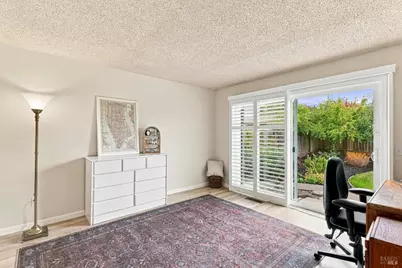 17 Eastside Circle, Petaluma, CA 94954 - Photo 9