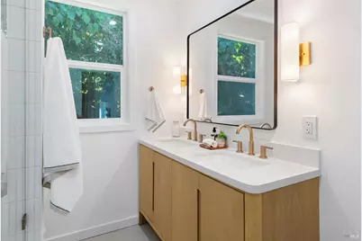 51 Martens Boulevard, San Rafael, CA 94901 - Photo 25