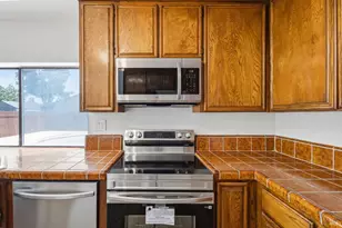 1101 Canary Dr, Suisun City, CA 94585 - Photo 19