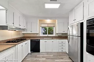 37 Darcy Dr, Santa Rosa, CA 95403 - Photo 23