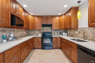 3 Duarte Court, Novato, CA 94949 - Photo 9