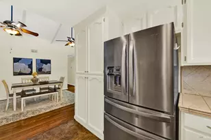 470 Meadowview Dr, Vacaville, CA 95688 - Photo 37