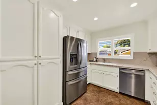 470 Meadowview Dr, Vacaville, CA 95688 - Photo 33
