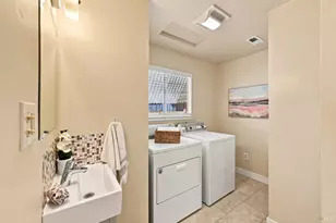 487 Seymour St, Napa, CA 94559 - Photo 31
