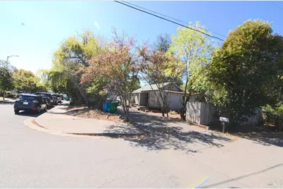 2610 Giffen Avenue, Santa Rosa, CA 95407 - Photo 5