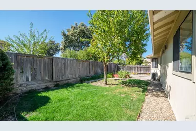 1205 Marble Street, Santa Rosa, CA 95407 - Photo 21