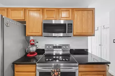 490 Edgewood Drive #5, Vacaville, CA 95688 - Photo 9