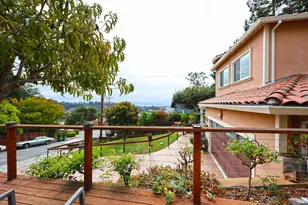 69 Graceland Dr, San Rafael, CA 94901 - Photo 3