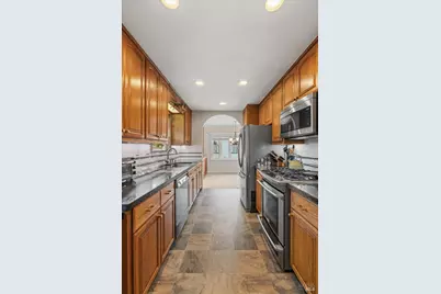 300 Stony Point Road #105, Petaluma, CA 94952 - Photo 25