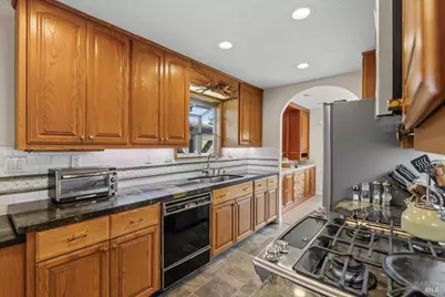 300 Stony Point Road #105, Petaluma, CA 94952 - Photo 19