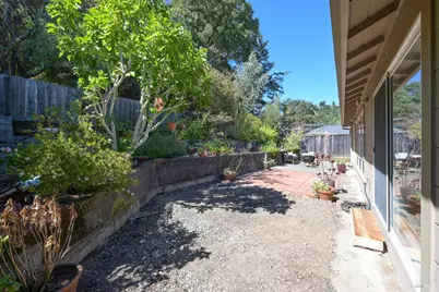 275 Oak Manor Drive, Fairfax, CA 94930 - Photo 31