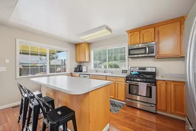 1411 Garrett Court, Rohnert Park, CA 94928 - Photo 15