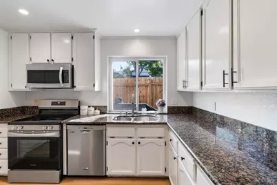 426 Lilac Court, Benicia, CA 94510 - Photo 13