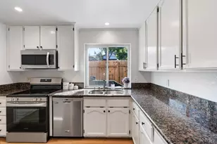 426 Lilac Ct, Benicia, CA 94510 - Photo 13