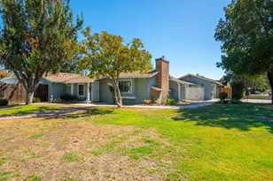 700 E A St, Dixon, CA 95620 - Photo 7