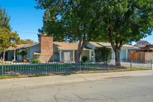 700 E A St, Dixon, CA 95620 - Photo 1