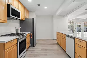 700 E A St, Dixon, CA 95620 - Photo 23
