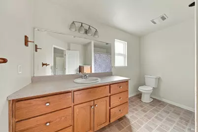 19028 Coyle Springs Road, Hidden Valley Lake, CA 95467 - Photo 27