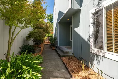 2319 Morningside Circle, Santa Rosa, CA 95405 - Photo 3