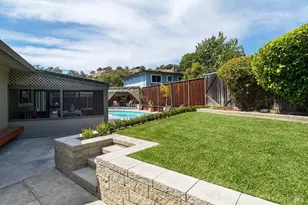 19 Carmel Dr, Novato, CA 94945 - Photo 33