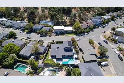 19 Carmel Drive, Novato, CA 94945 - Photo 37