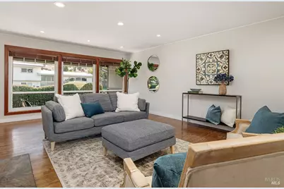 19 Carmel Drive, Novato, CA 94945 - Photo 11