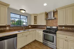 308 Plantation Way, Vacaville, CA 95687 - Photo 7