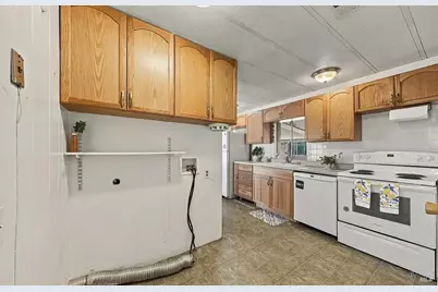 4305 Lakeshore Boulevard, Lakeport, CA 95453 - Photo 19