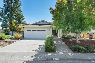 152 Oak Shadow Dr, Santa Rosa, CA 95409 - Photo 1