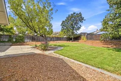 25 San Aleso Court, Novato, CA 94945 - Photo 29