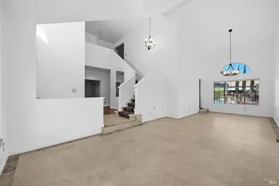 400 Rollingwood Court, Vacaville, CA 95688 - Photo 11