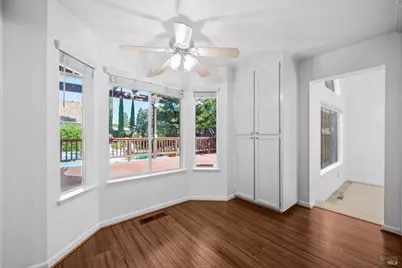 400 Rollingwood Court, Vacaville, CA 95688 - Photo 25