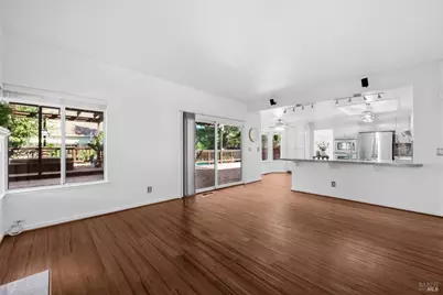 400 Rollingwood Court, Vacaville, CA 95688 - Photo 29