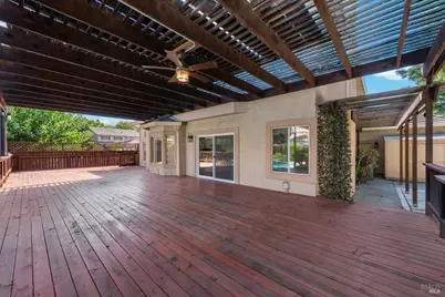 400 Rollingwood Court, Vacaville, CA 95688 - Photo 81