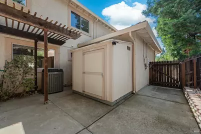 400 Rollingwood Court, Vacaville, CA 95688 - Photo 85