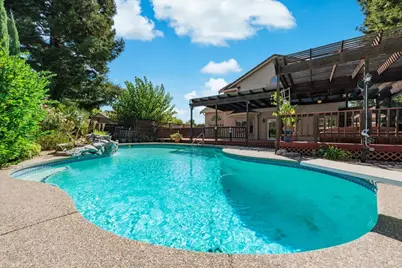 400 Rollingwood Court, Vacaville, CA 95688 - Photo 73
