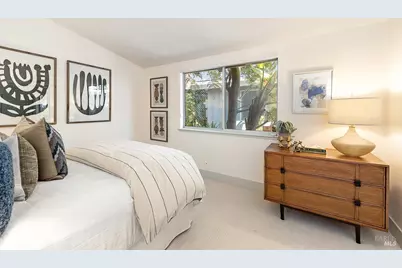 32 Porto Bello Drive, San Rafael, CA 94901 - Photo 13