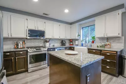 635 Hansen Court, Dixon, CA 95620 - Photo 9