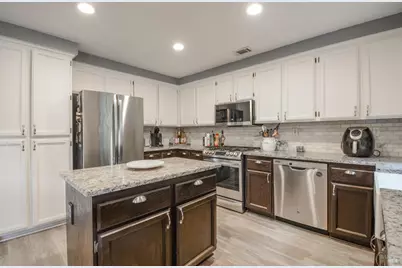 635 Hansen Court, Dixon, CA 95620 - Photo 11