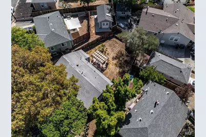 206 Hillcrest Avenue, Benicia, CA 94510 - Photo 37