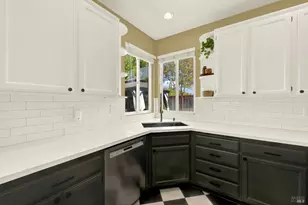 4920 Summer Grove Cir, Fairfield, CA 94534 - Photo 19