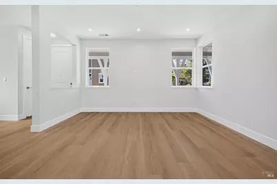 2450 Linwood Avenue, Santa Rosa, CA 95404 - Photo 31