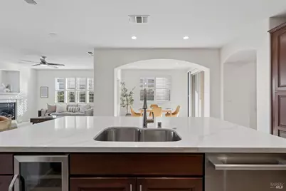 686 Sweet Bay Circle, Vacaville, CA 95687 - Photo 15