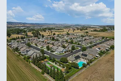 686 Sweet Bay Circle, Vacaville, CA 95687 - Photo 41