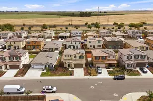585 Shefford Dr, Vacaville, CA 95687 - Photo 11
