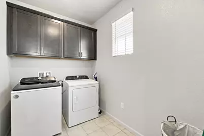 585 Shefford Drive, Vacaville, CA 95687 - Photo 39