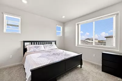 585 Shefford Drive, Vacaville, CA 95687 - Photo 29