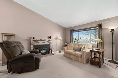 733 Marigold Drive, Fairfield, CA 94533 - Photo 3