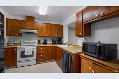 655 W Creekside Circle, Dixon, CA 95620 - Photo 15