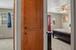 655 W Creekside Cir, Dixon, CA 95620 - Photo 25
